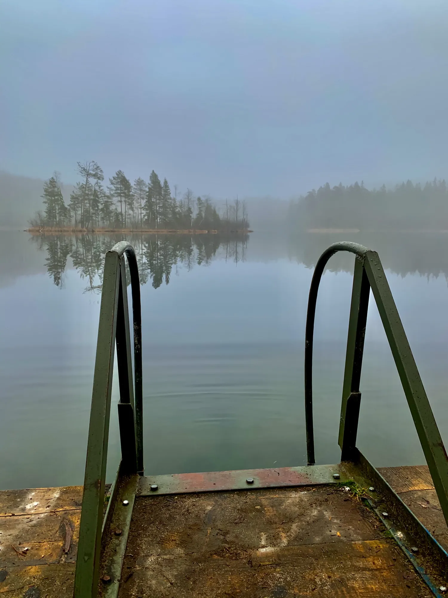 Landscape photograph — Earthly